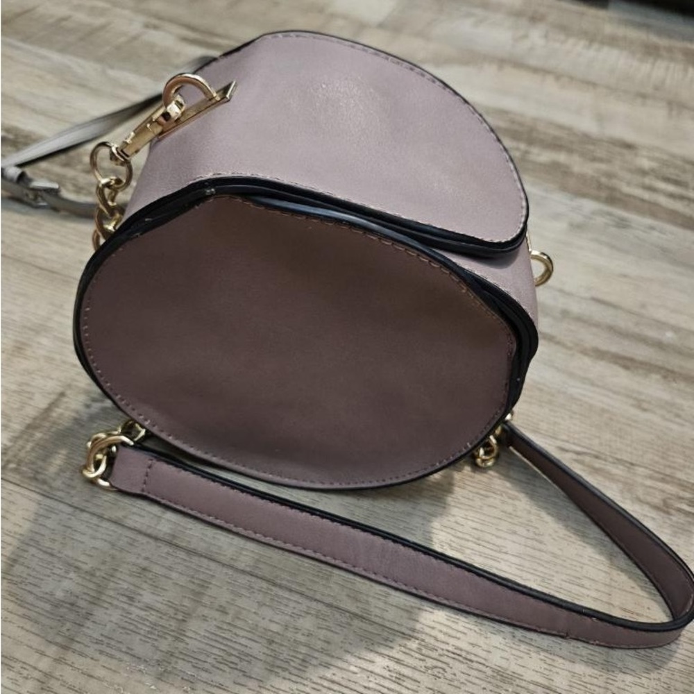 F0163-LP Round-shaped Medium Size Shoulder Bag